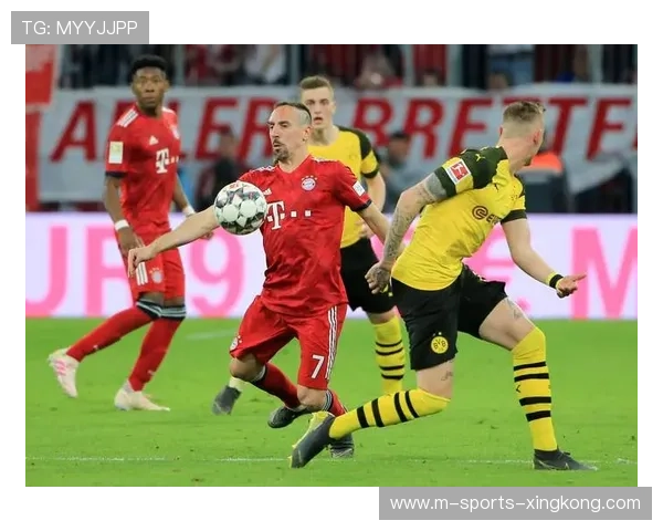 多特蒙德外线推进流畅力度更胜以往